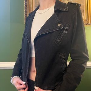 American Eagle Cropped Black Jean Jacket
